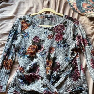 Floral Twist-Hem Top